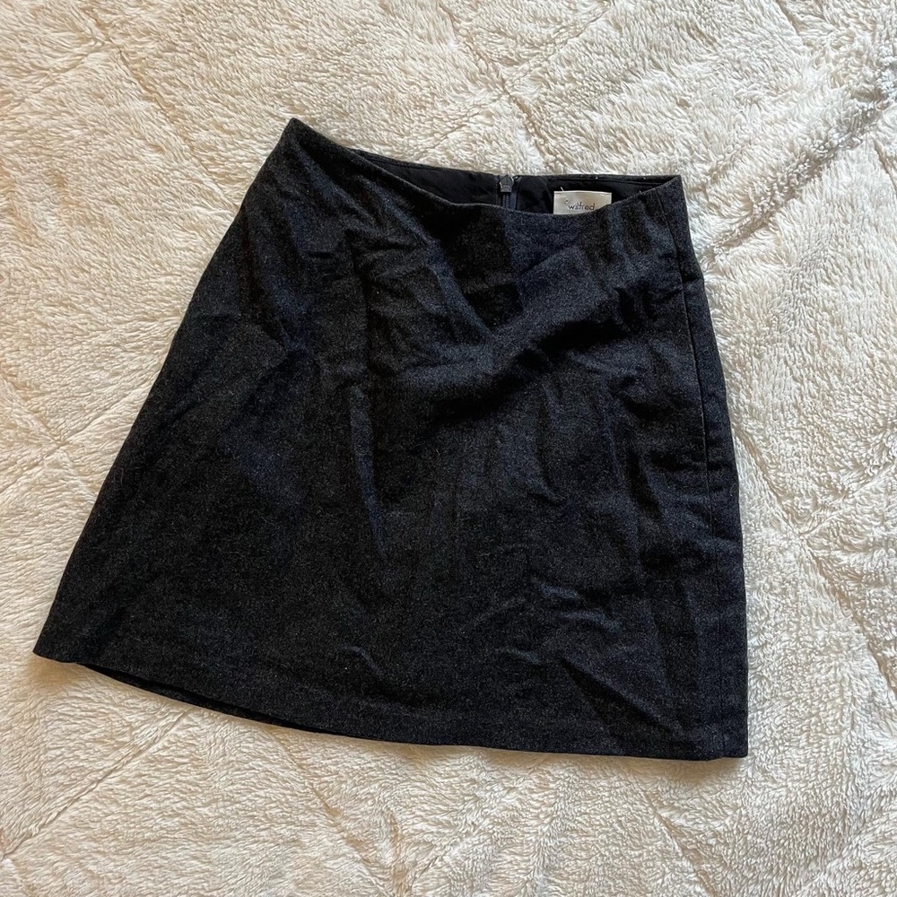 Aritzia❣️Renee skirt /(classic mini skirt) wool - Picture 7 of 10